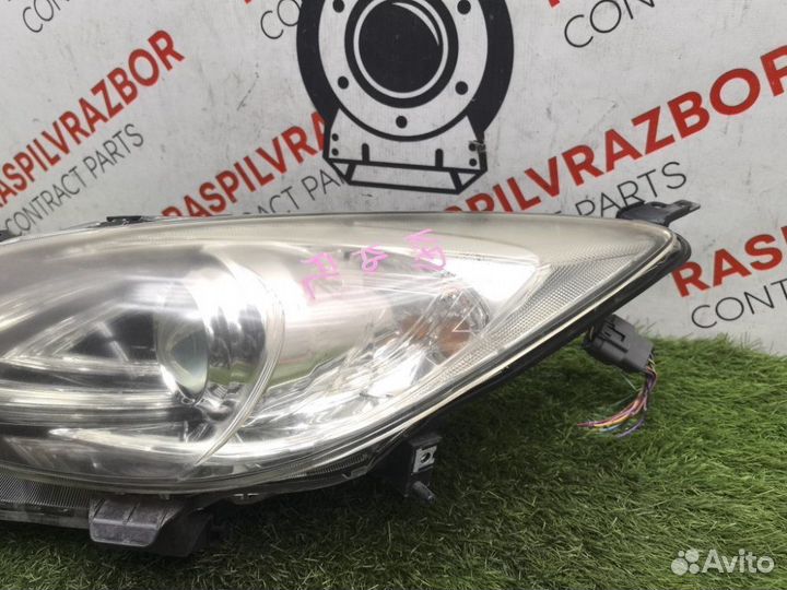 Фара передняя левая Mazda Axela blefw 2009