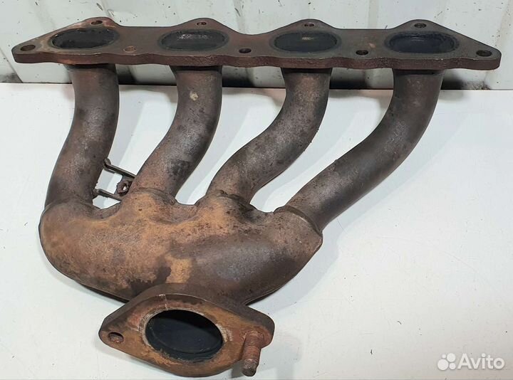 Выпускной коллектор Mitsubishi Galant 8 2,4 4G64