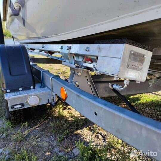 Роликовые ложементы для прицепа гидравлические