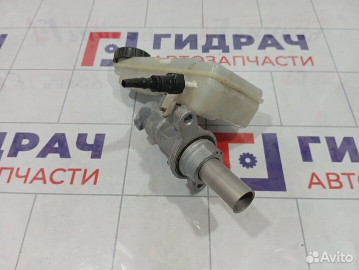 Цилиндр тормозной главный Ford Focus 3