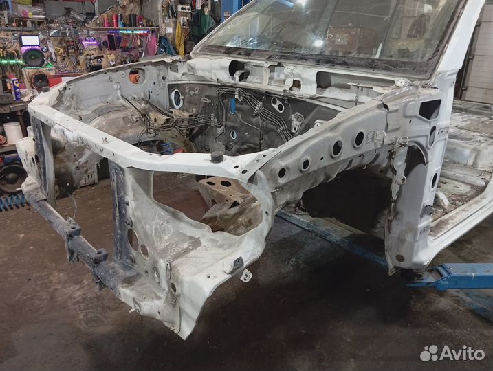 Лонжерон передний левый Mitsubishi Pajero Sport