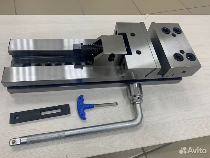 Тиски станочные прецизионные GT 200B-1