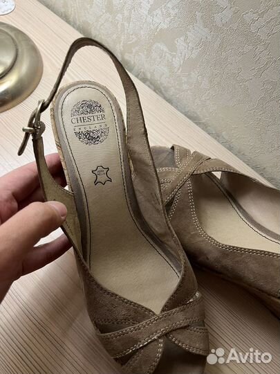 Босоножки женские 39 размер