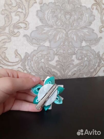 Заколка для волос