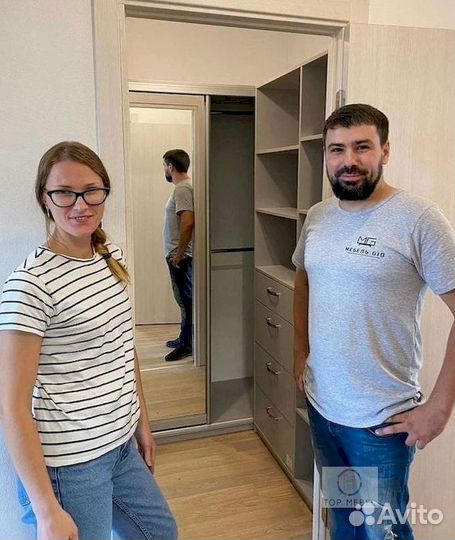 Шкаф распашной