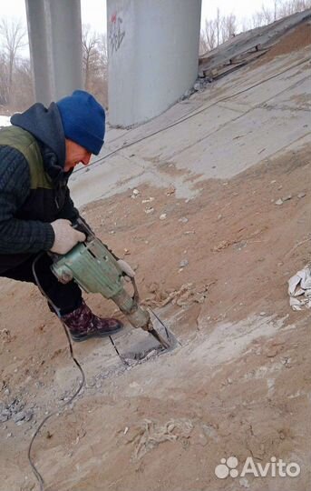 Демонтаж сантехкабины.Подготовка к ремонту