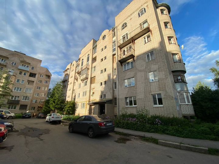 1-к. квартира, 48 м², 3/7 эт.