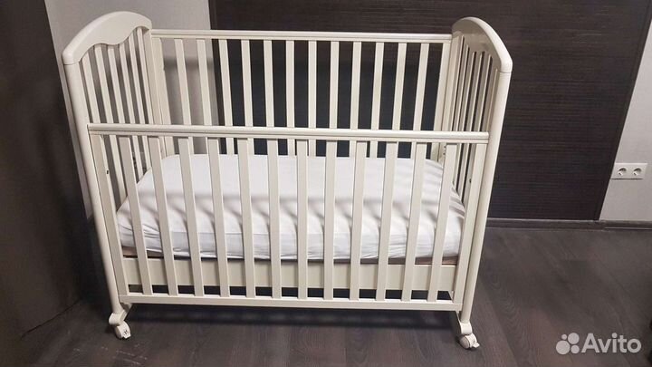 Кроватка детская Bambolina