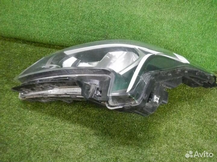 Фара левая Kia Rio