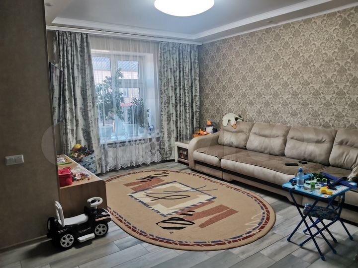 Дом 175,8 м² на участке 3 сот.