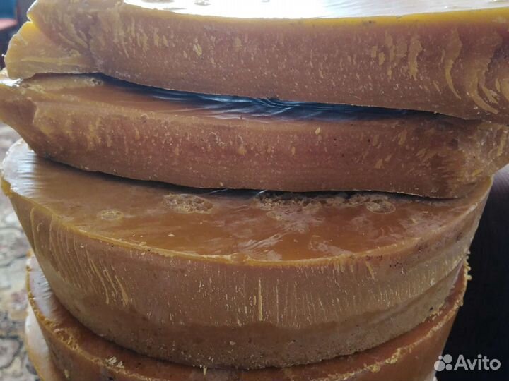 Воск пчелиный