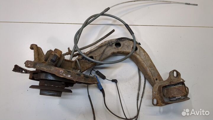 Ступица (кулак, цапфа) правая задняя BMW 3 E46