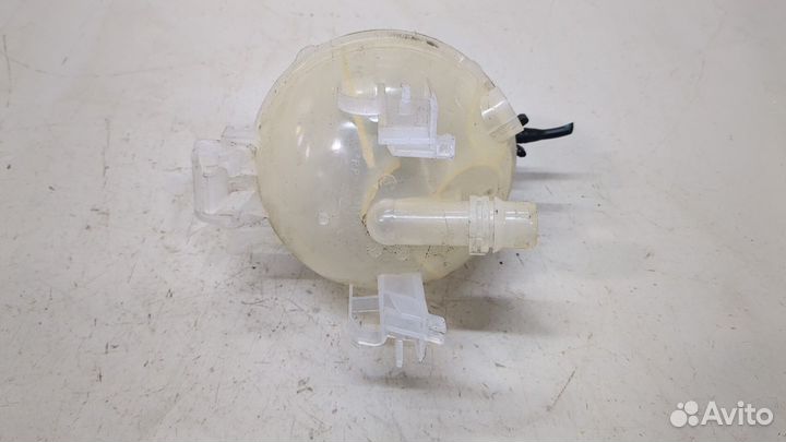 Бачок расширительный Peugeot 3008 2020