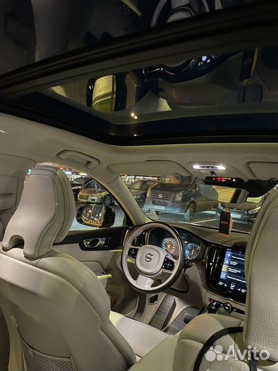 Volvo XC60 2.0 AT, 2019, 158 000 км