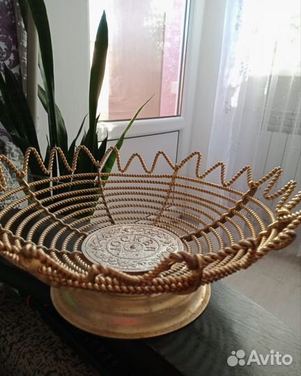 Конфетница и ваза для фруктов