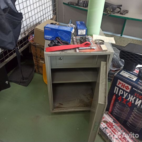 Сейф металлический бу