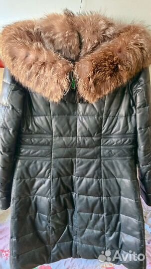 Кожаное женское пальто 44