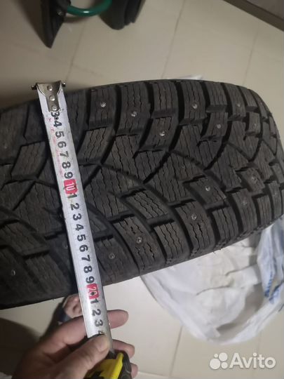 Landsail Ice Star IS37 2.25/65 R17 115S