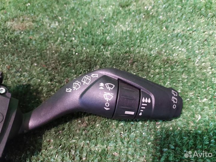 Подрулевой переключатель стеклоочистителя Ford Fo