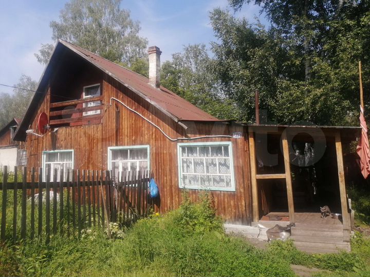 Дом 62 м² на участке 10 сот.