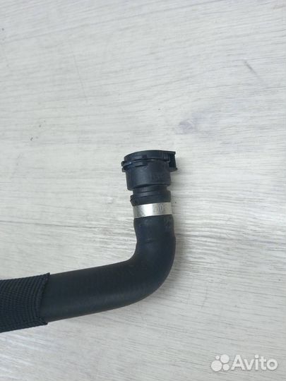 Патрубок охлаждения BMW 5 F10/F11 рест. 2015