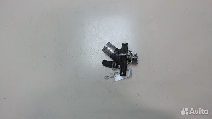 Корпус термостата Nissan Pathfinder, 2006