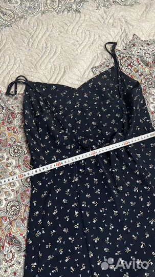 Сарафан темно синий в цветочек на тонких лямках