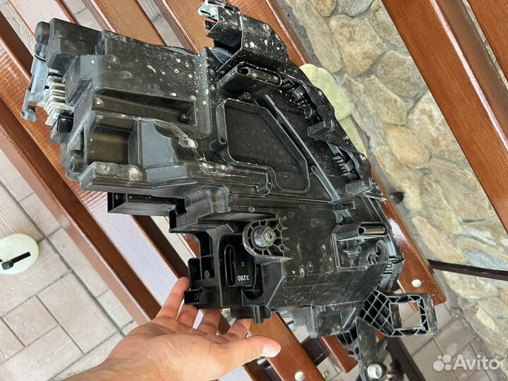 Фара Volkswagen Polo MK6 2020 правая