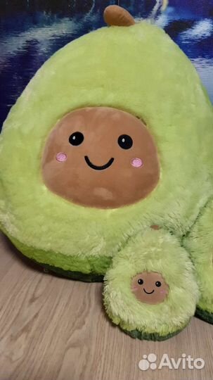 Семья авокадок