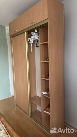 Шкаф в прихожую