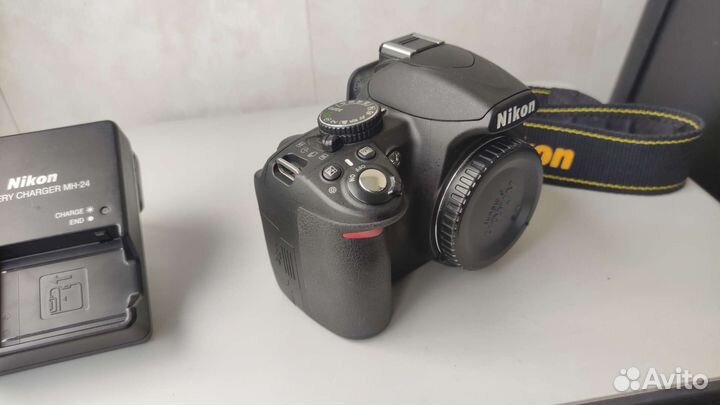 Nikon D3100 body как новый