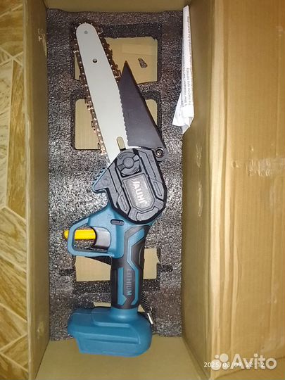 Аккумуляторная пила