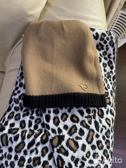 Комплект шапка и шарф женский