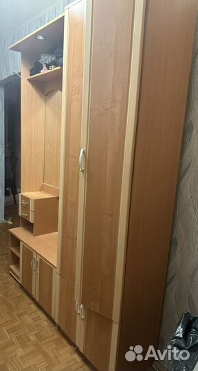 Мебель в прихожую с зеркалом