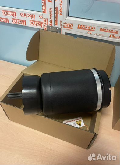 Пневмобаллон задний Rang Rover Sport L322