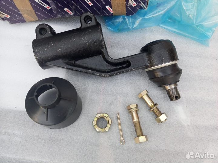 Наконечник рулевой правый Hino (Korea)