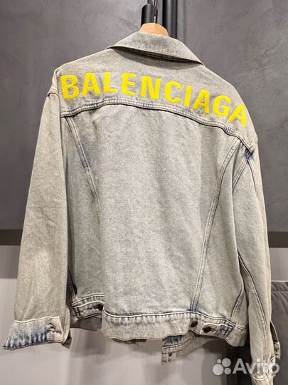 Джинсовая куртка balenciaga