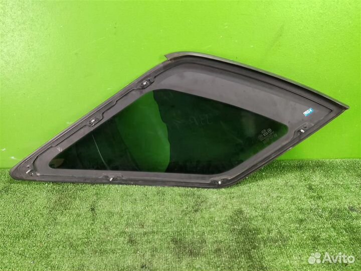 Стекло (форточка) заднее правое KIA Sorento 1 (BL
