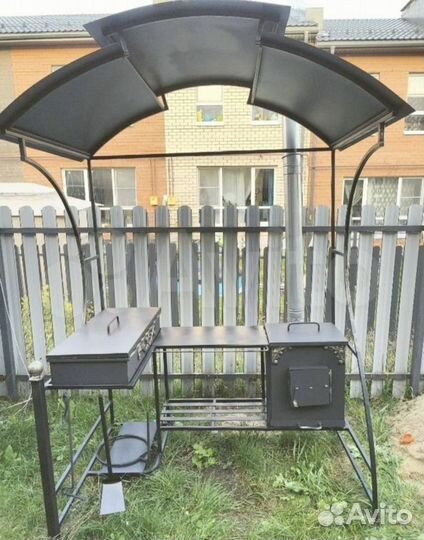 Мангальная зона с крышей