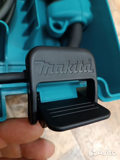 Сетевой перфоратор Makita HR2470