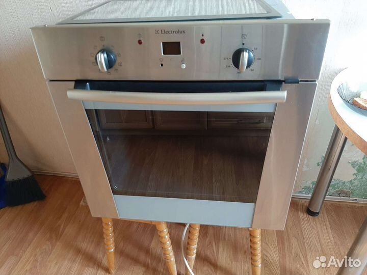 Духовой шкаф