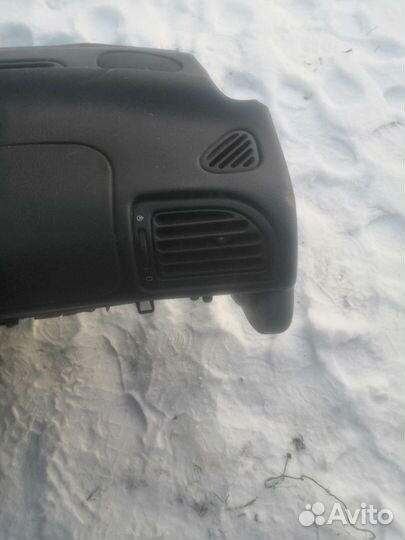 Торпеда(щиток приборов) Peugeot 406