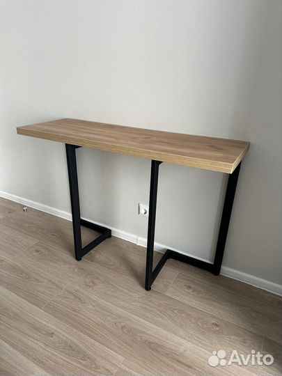 Консольный столик