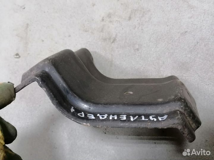 Защита горловины бака Mitsubishi Outlander CU