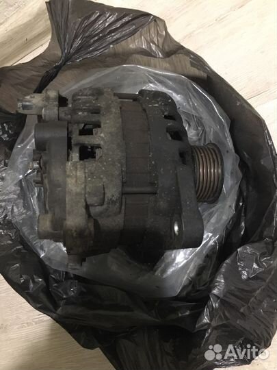 Генератор Лада Ларгус