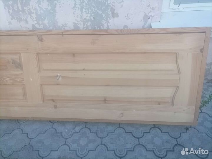 Дверь входная деревянная с коробкой