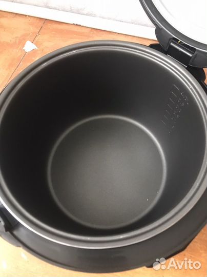 Мультиварка Redmont