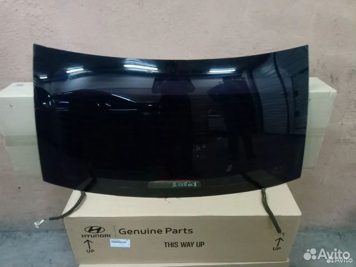 Стекло крышки багажника Kia Rio 1 универсал