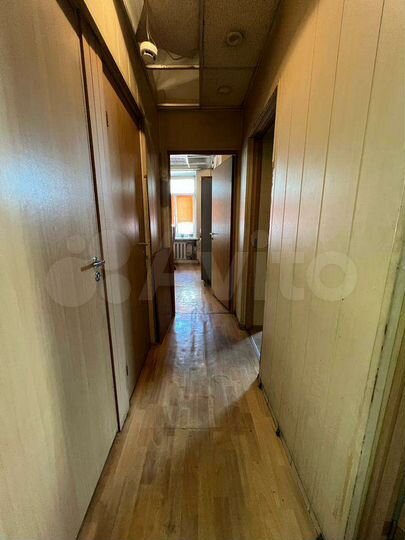 3-к. квартира, 71 м², 2/4 эт.