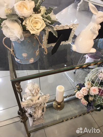 Кованные стеллажи